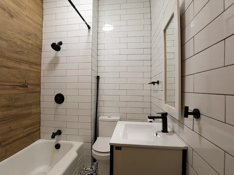 141 Saint James St #4C — Photo 9