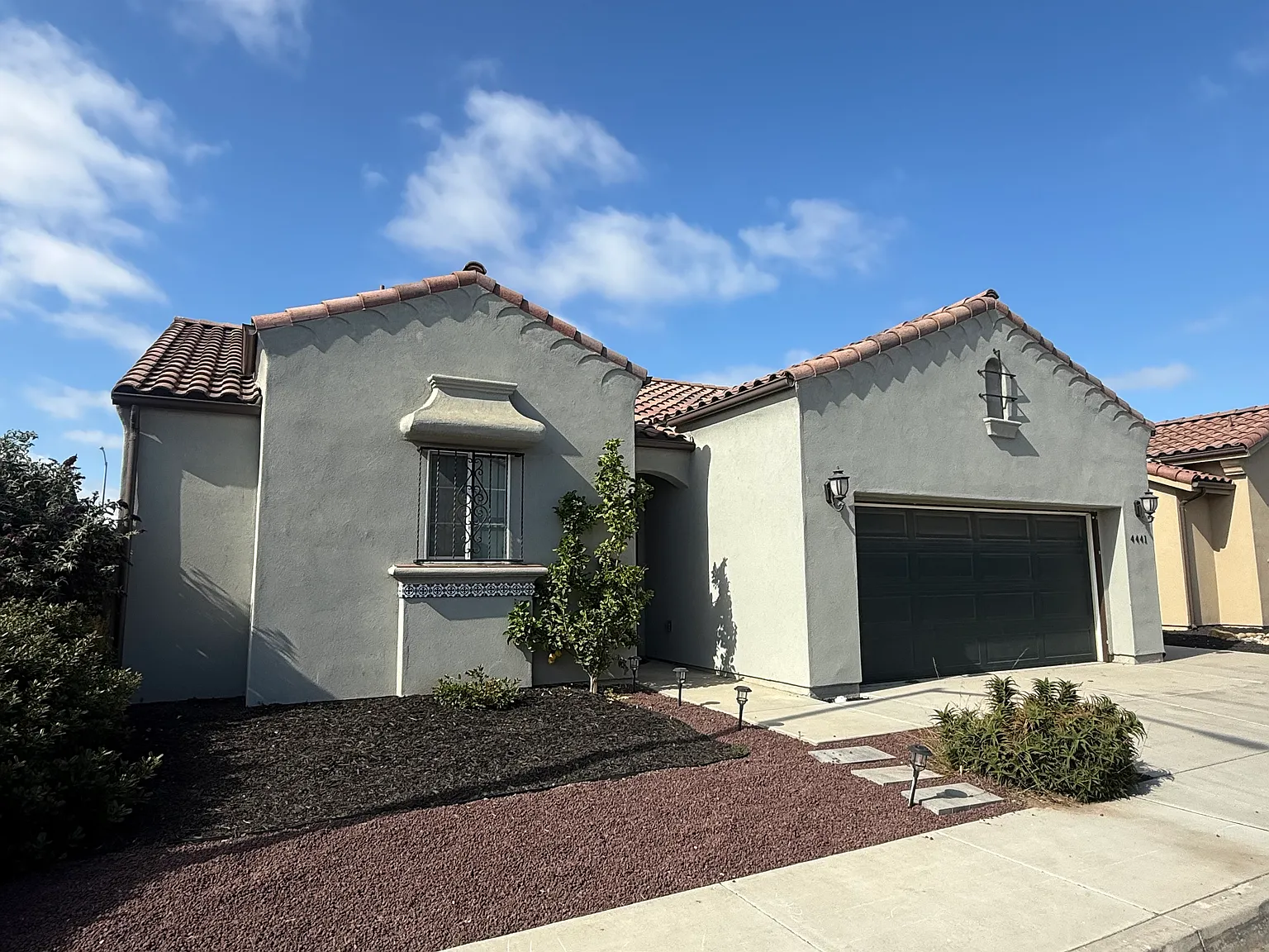 3 bed, 1198 sqft, $3,800 — Photo 1