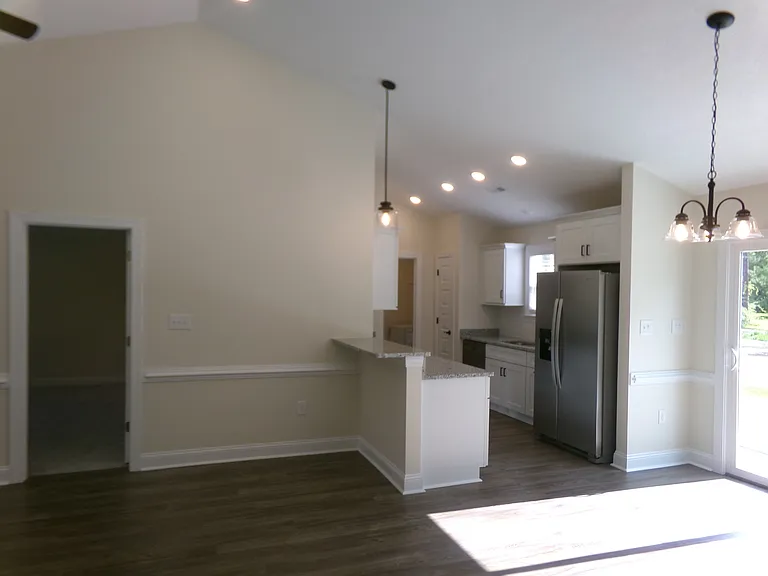 2532 Harvey Rd — Photo 6