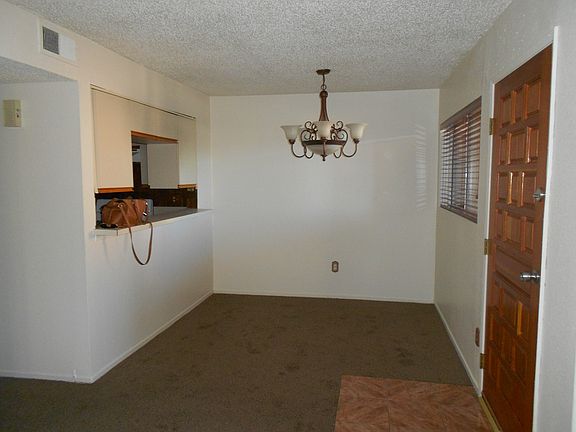3rd image of 1430 Hialeah Dr APT D