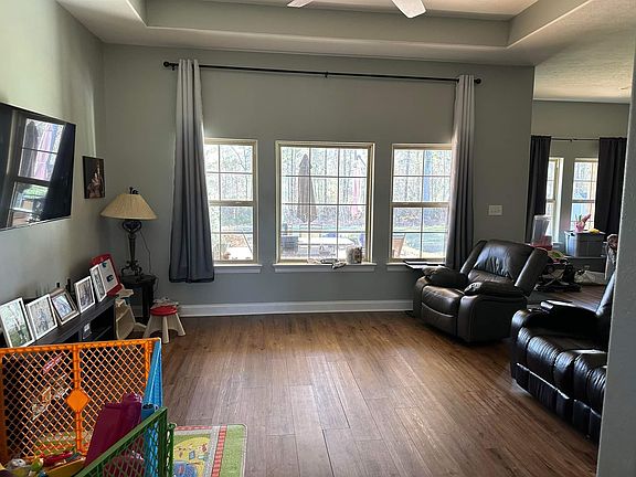 5th image of 159 James Dr