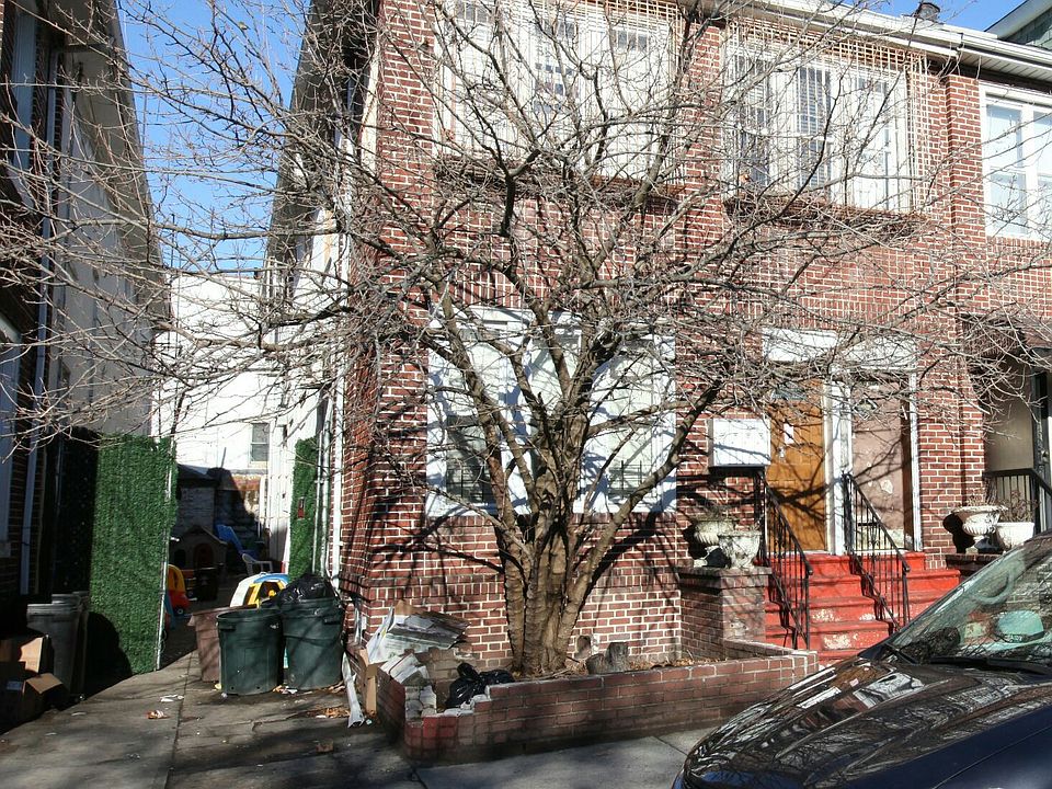 2nd image of 5320 12th Ave