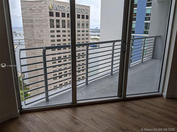 4th image of 325 Biscayne Blvd #3424