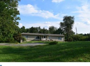 354 Blue Rocks Rd, Lenhartsville, PA 19534