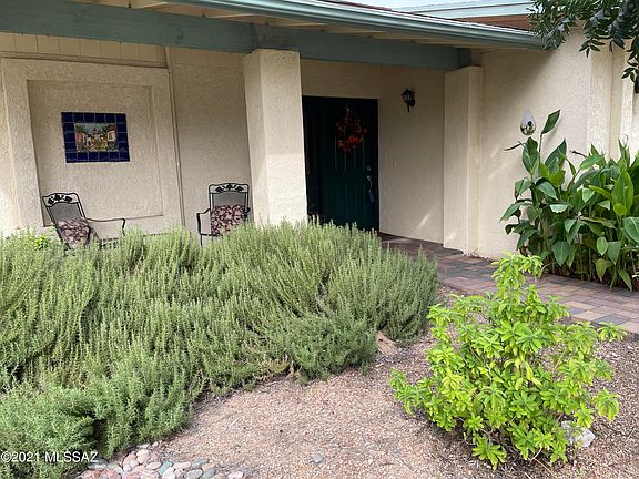 3rd image of 7531 E La Cienega Dr
