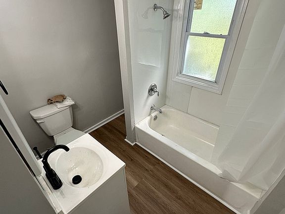 2nd image of 11716 Parkhill Ave #1
