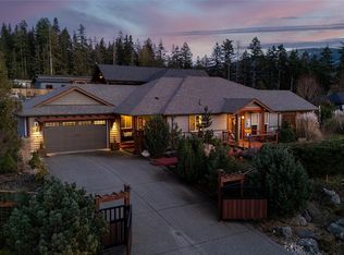 7284 Lakefront Dr, Cowichan Valley, BC V0R 2G1