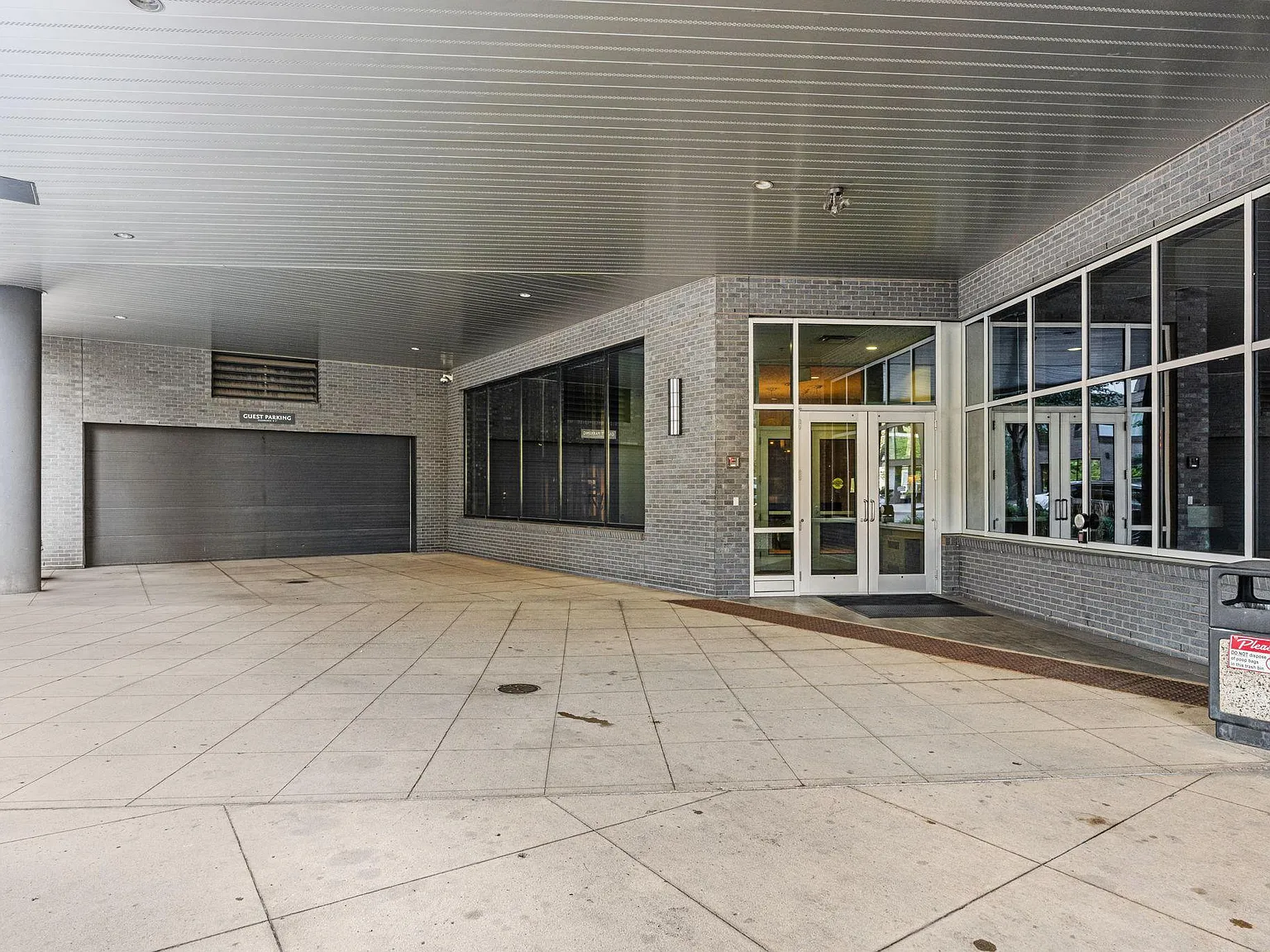 2 bed, 2.0 bath, 1152 sqft, $2,955 — Photo 3