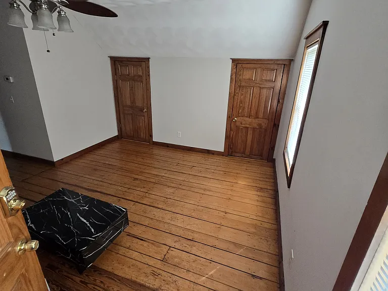 107 Ring St #3 — Photo 3