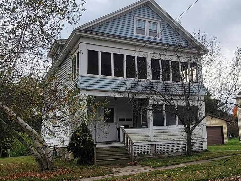 415 N Clinton St #3 — Photo 1