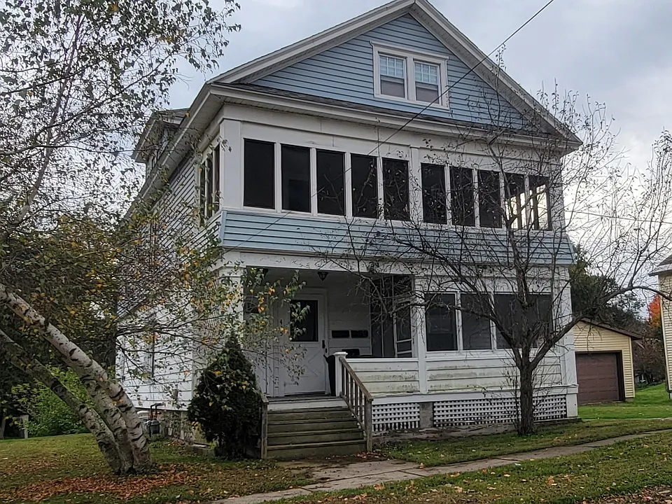 415 N Clinton St #3