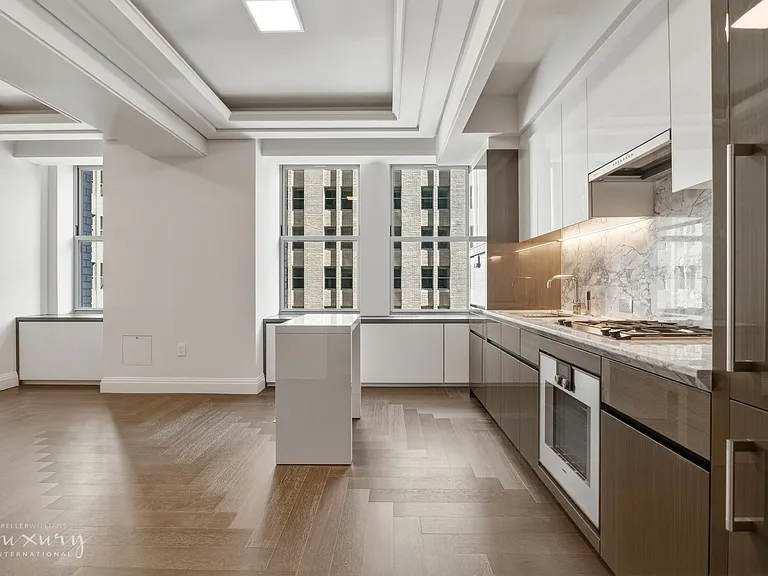 301 Park Ave #2004 — Photo 13