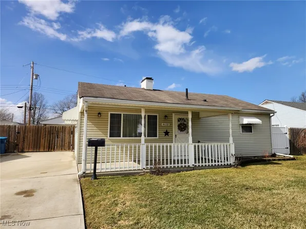 4128 Riverview Ln, Lorain, OH 44055