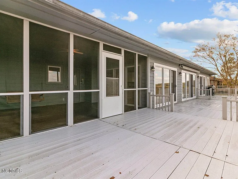 867 Castleberry Ct — Photo 38