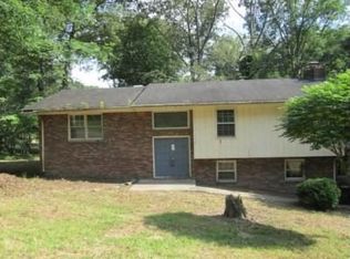 297 Riderwood Dr, Dalton, GA 30721