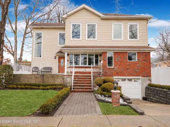 183 Natick St, Staten Island, NY 10306
