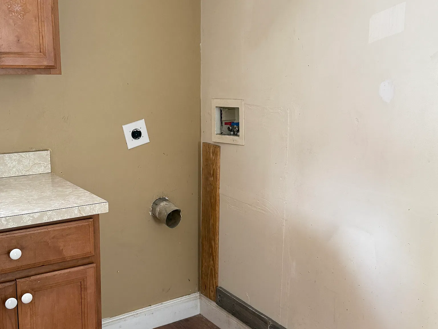 3 bed, 1056 sqft, $2,300 — Photo 3