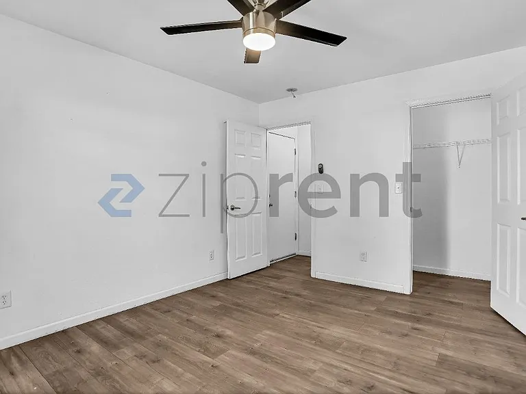 2437 N Tracy Ave — Photo 32