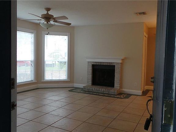 3rd image of 952 Bird Bay Ct APT 102