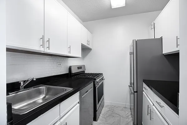 Rented by Douglas Elliman | media 2