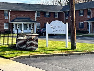 3666 Park Avenue #1-J, Wantagh, NY, 11793