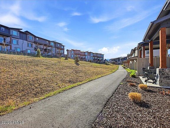 4th image of 2288 N Canal View Ln