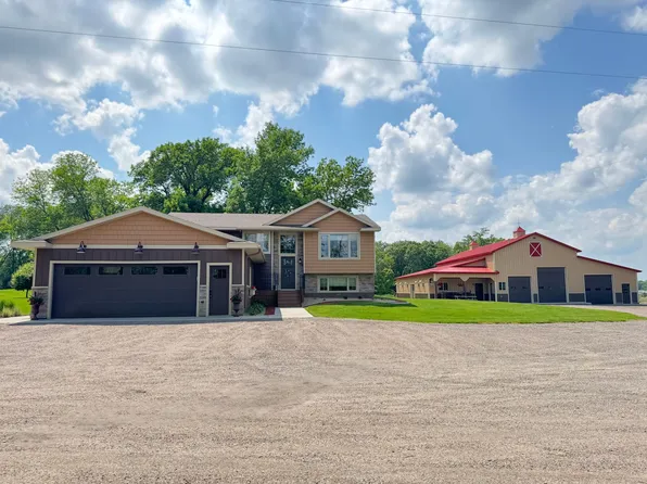 8300 263rd St, Saint Cloud, MN 56301