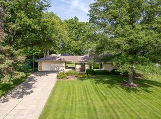 1S469 Fairview Ave, Lombard, IL