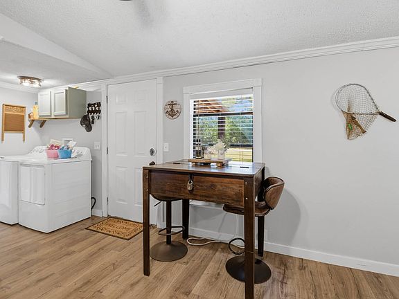 4th image of 8069 Lake Joan Dr
