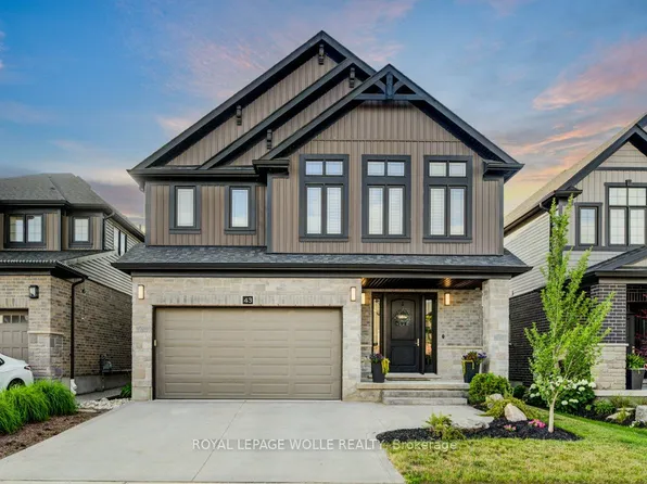 43 Greyhawk St, Kitchener, ON N2K 0C7
