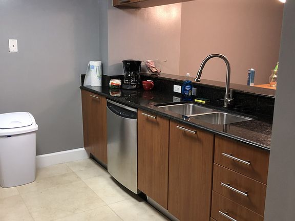 2nd image of 1800 N Bayshore Dr APT 1408