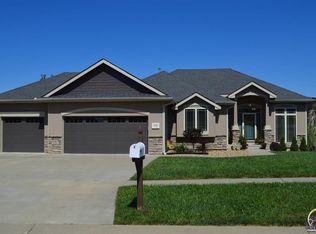 4925 NW Linwood Dr, Topeka, KS 66618