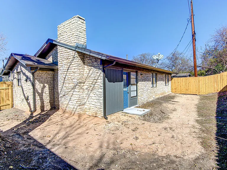 5703 Gloucester Ln — Photo 15