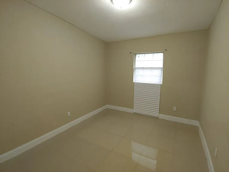2351 Keith St — Photo 11