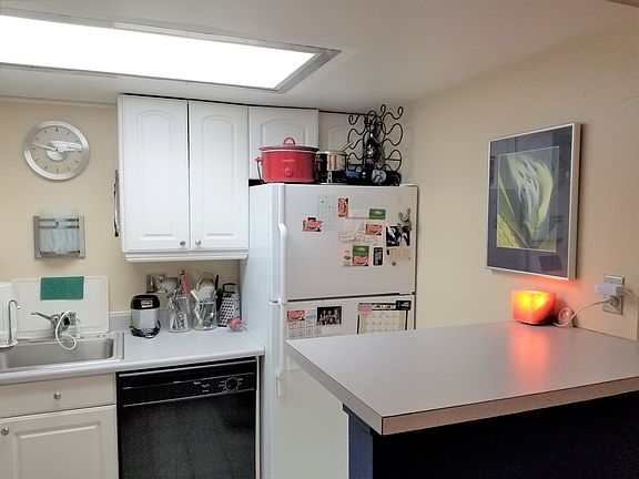 Kitchen and Bar Top View