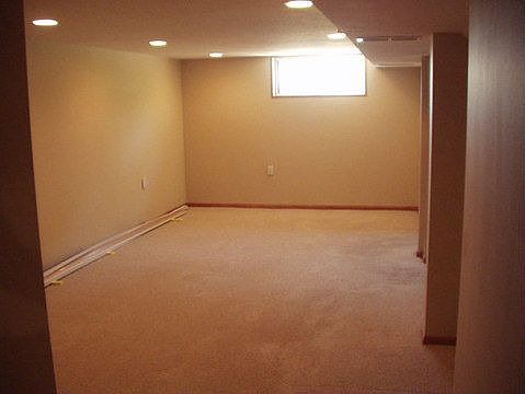 3rd image of 4916 Bernard Ave N
