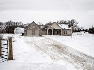 409 S Bennett St, Conway Springs, KS 67031
