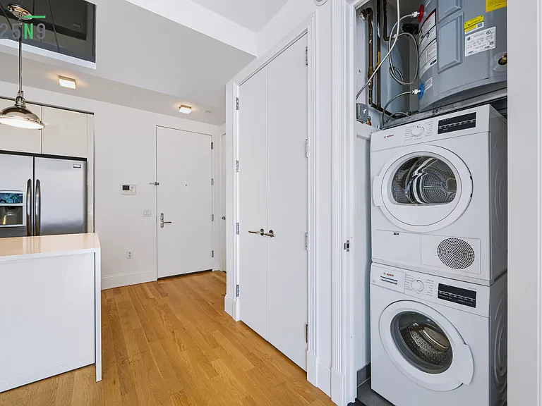 225 N 9th St #6D — Photo 11