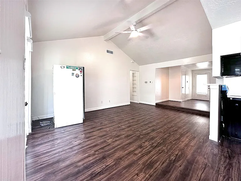 9270 Theysen Dr — Photo 7