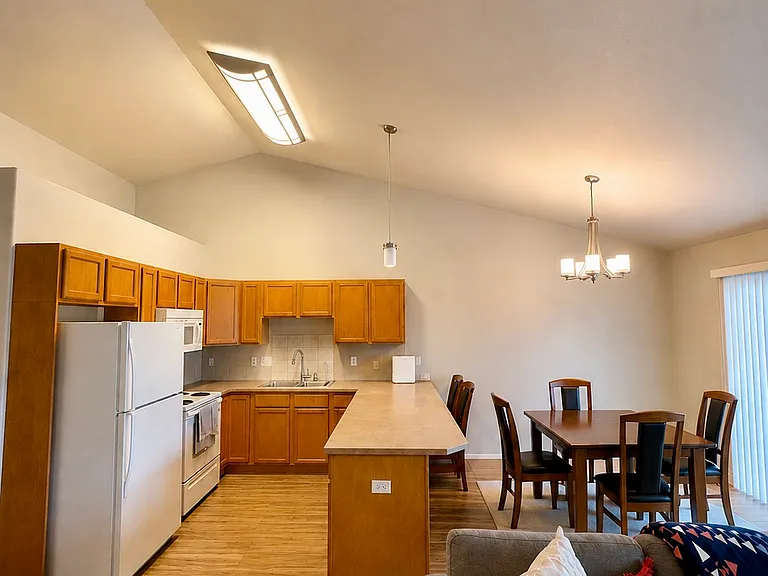 5711 Sapphire Loop #30B — Photo 2