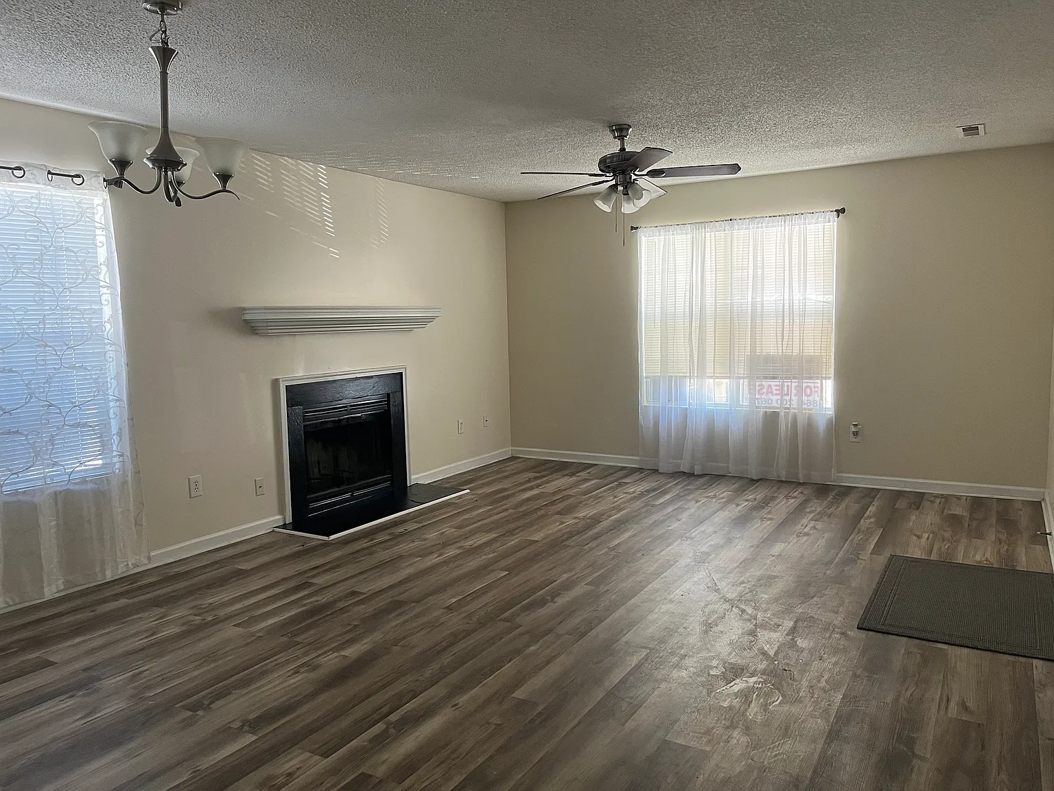 100 Hammett Grove Ln — Photo 2