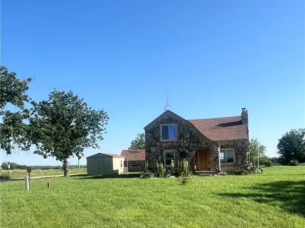 806 Us Highway 54, Iola, KS 66749