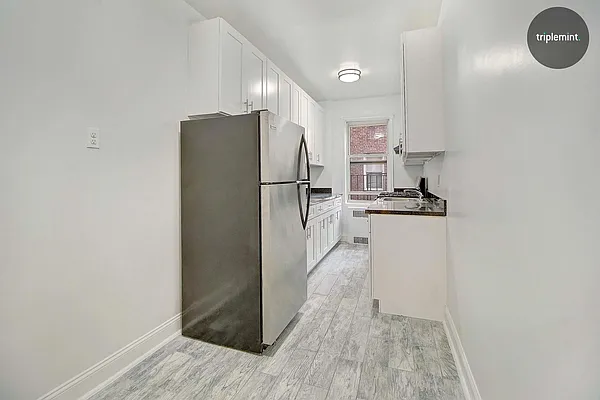 Rented by Triplemint | media 50