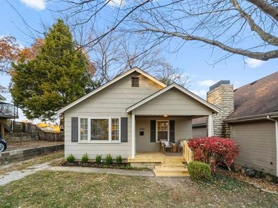 1908 W 47th Ter, Westwood, KS, 66205