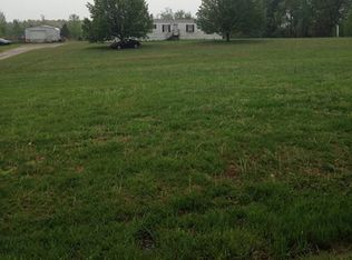 121 Twin Springs Rd, Brownsville, KY 42210