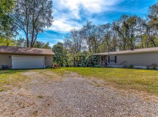 384 Upper Service Rd, Hookstown, PA 15050