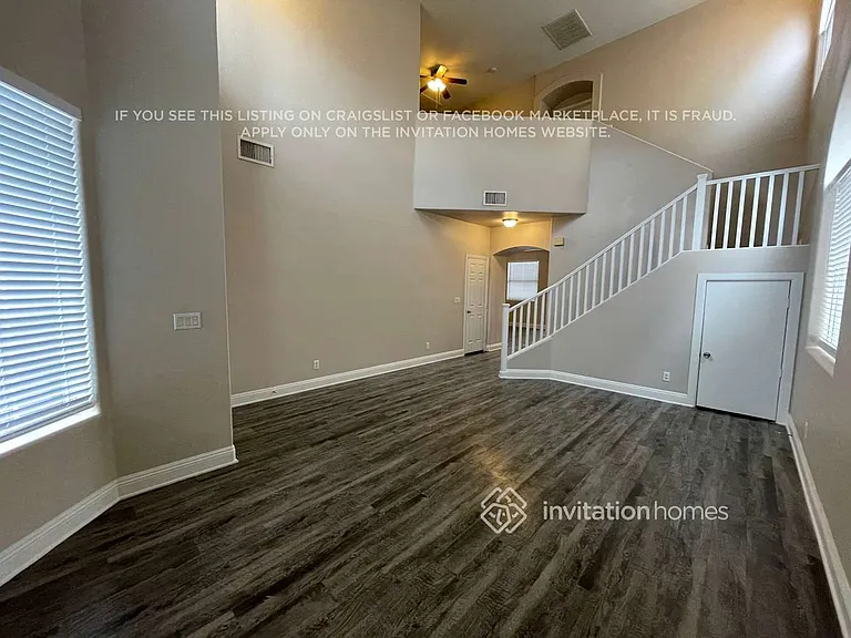 5201 Wapiti Point Ct — Photo 3