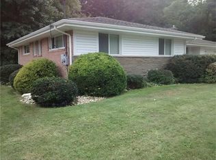 12530 Adams Dr, North Huntingdon, PA 15642