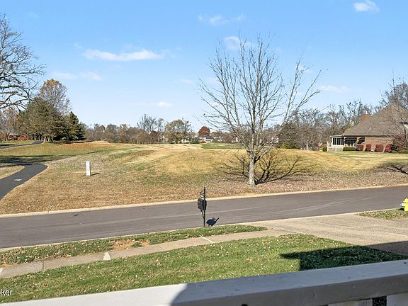 5th image of 10906 Lake Vista Ct