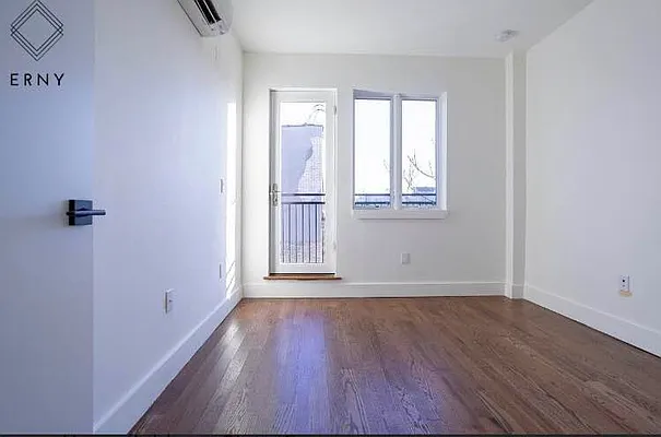 Rented by ERNY LLC | media 8